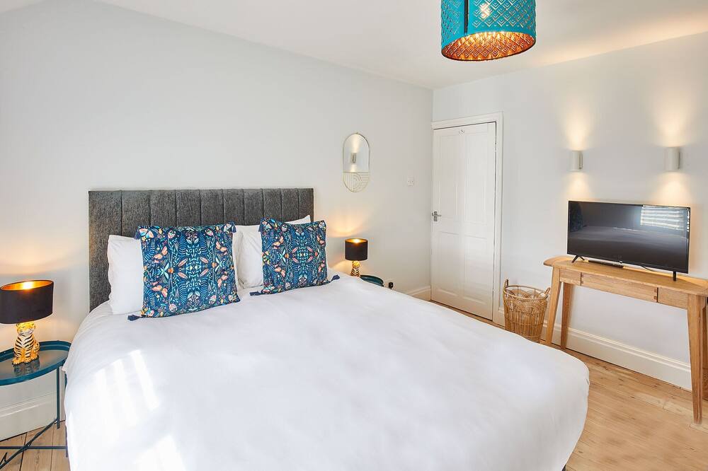 Photo of Others in Burton Fleming