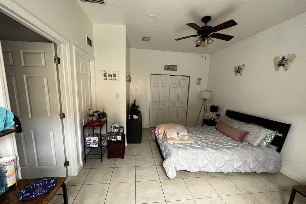 Photo of Bedroom in Homestead