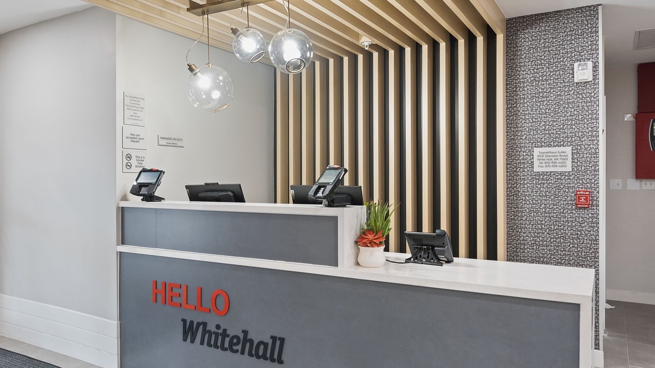 Photo of Others in White Hall