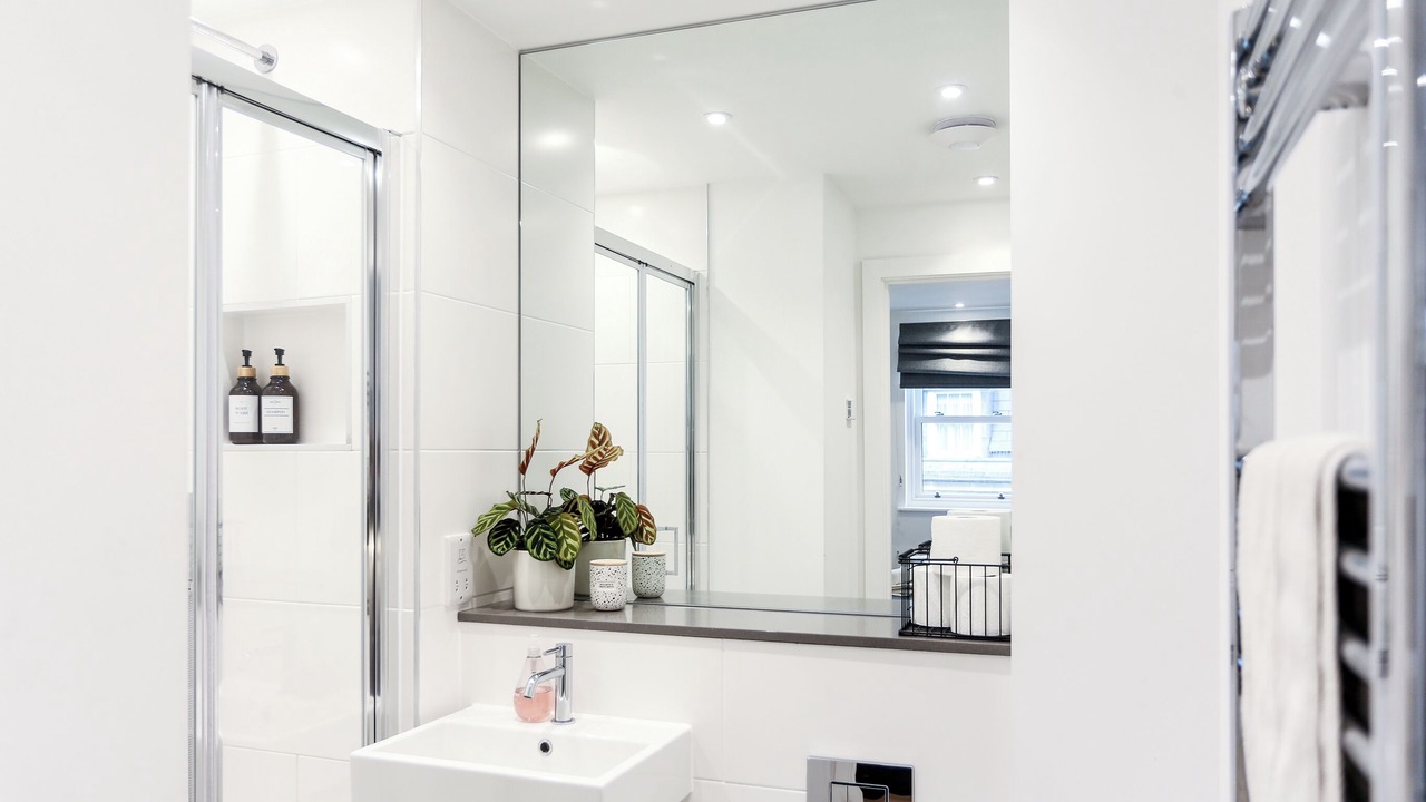 Photo of Bathroom in Bath City Centre