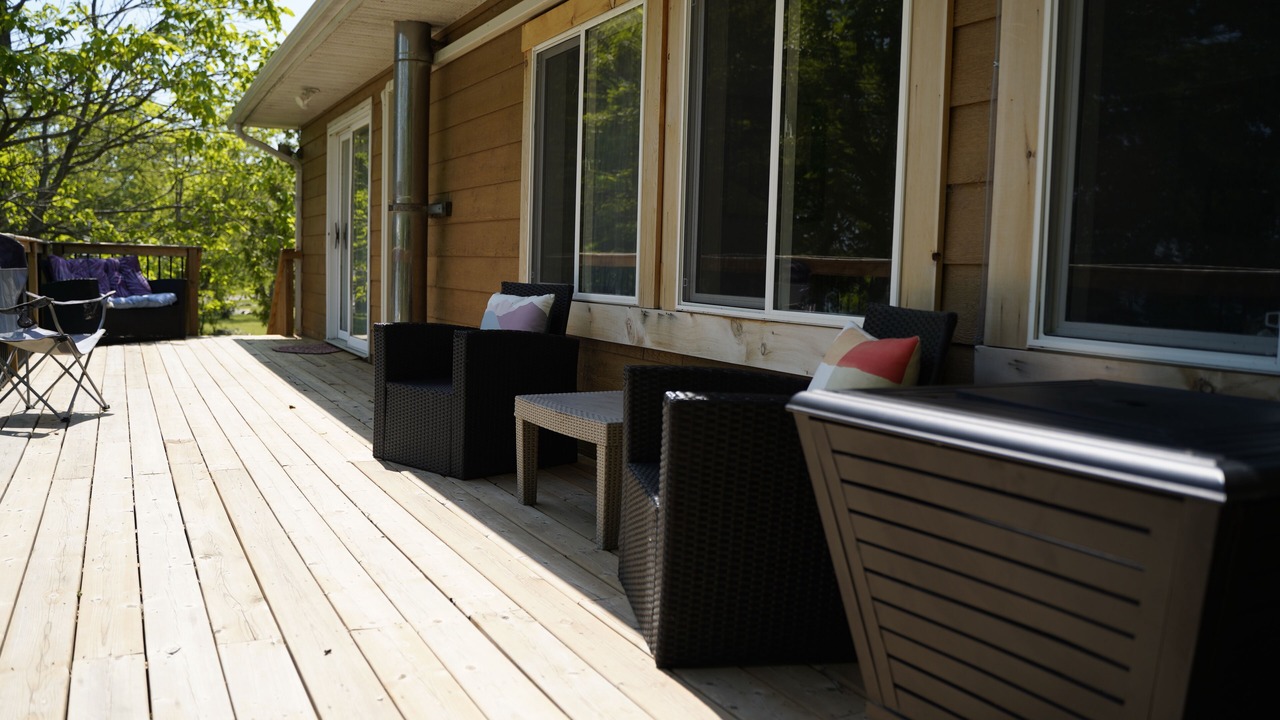 Photo of Patio Balcony in Howe Island