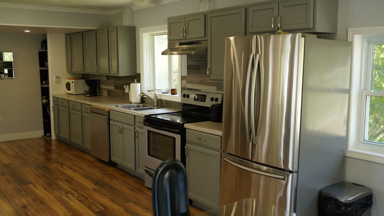 Photo of Kitchen in Howe Island