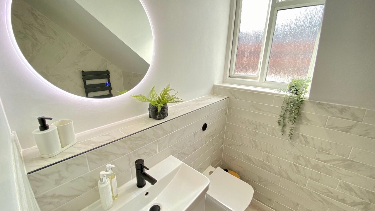 Photo of Bathroom in Bournemouth City Centre