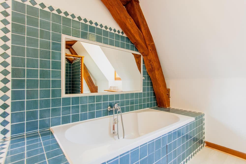 Photo of Bathroom in Antully