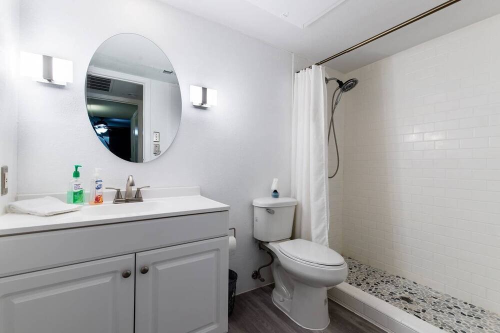 Photo of Bathroom in North Dallas