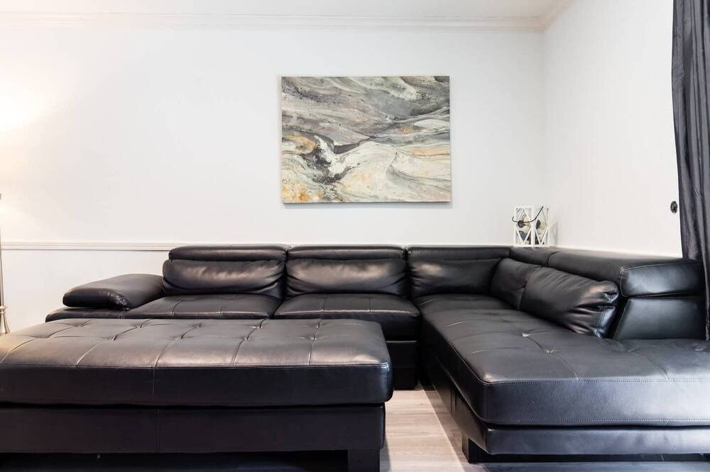 Photo of Livingroom in North Dallas