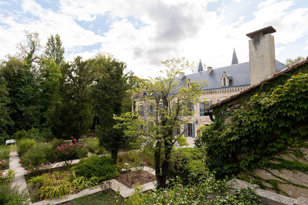 Photo of Outdoor in Blaignan