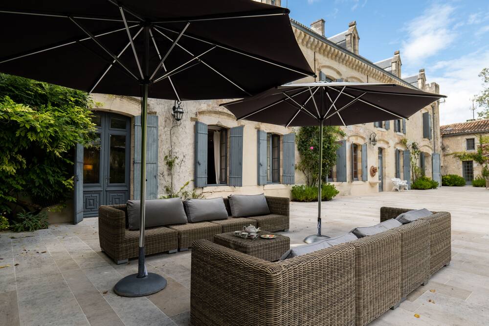 Photo of Patio Balcony in Blaignan