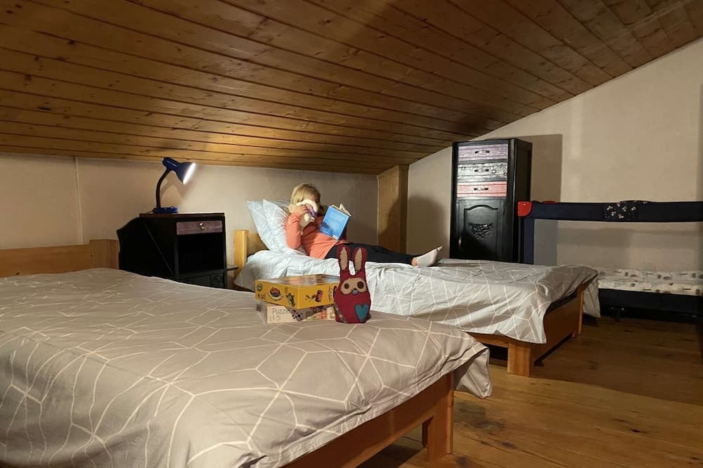 Photo of Bedroom in Saint-Gervais-sous-Meymont