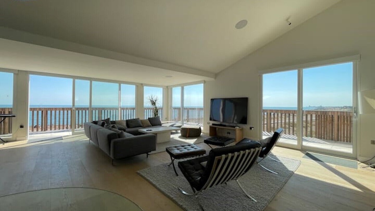 Photo of Livingroom in Shoreham-by-Sea