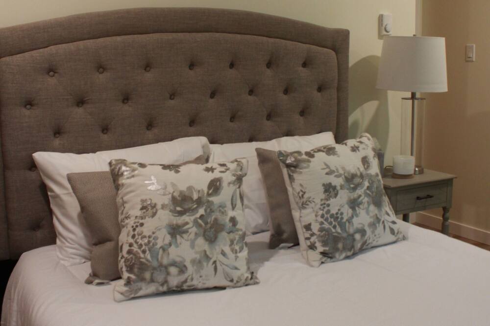 Photo of Bedroom in Hillside Beach