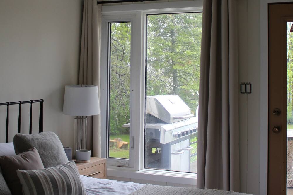 Photo of Bedroom in Hillside Beach