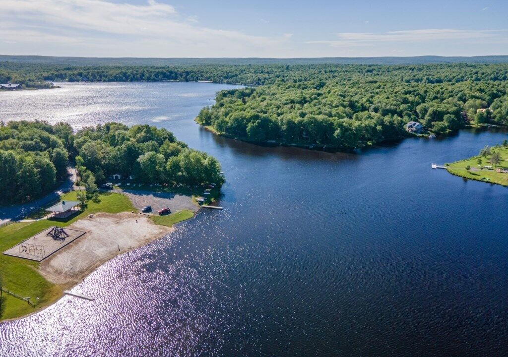 Photo of Others in Thornhurst