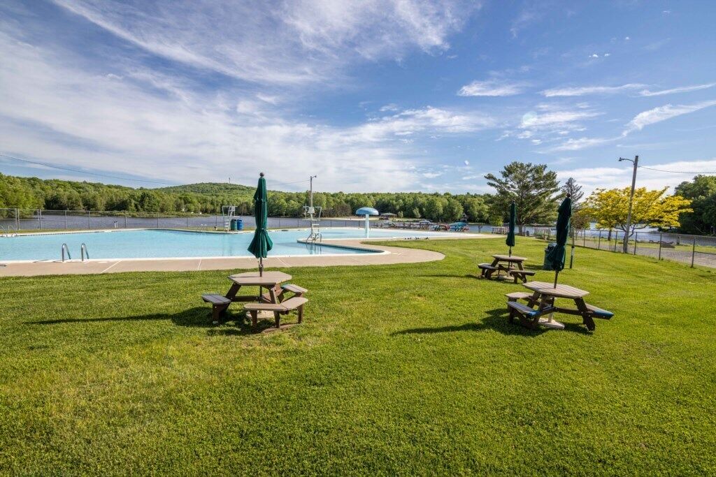 Photo of Outdoor in Thornhurst