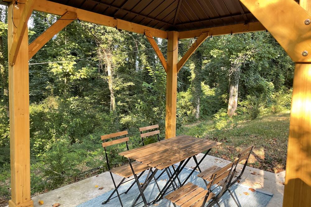 Photo of Outdoor in Executive Park