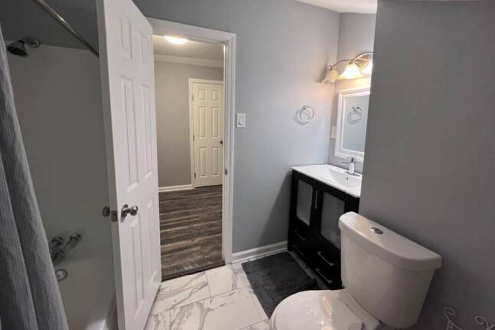 Photo of Bathroom in OST - South Union