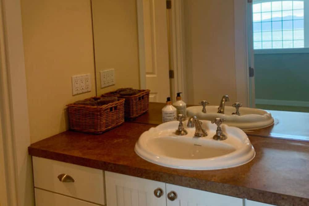 Photo of Others in Anacortes