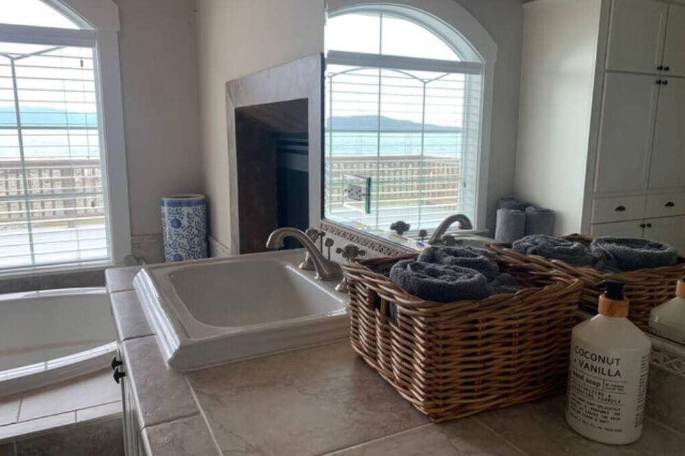 Photo of Others in Anacortes