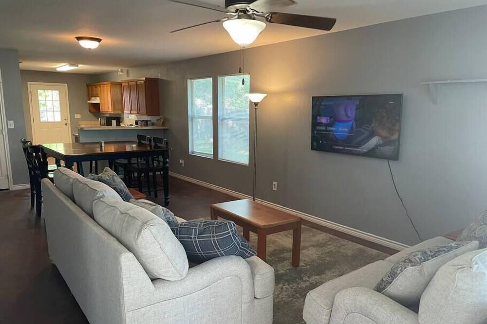 Photo of Bedroom in Stephenville