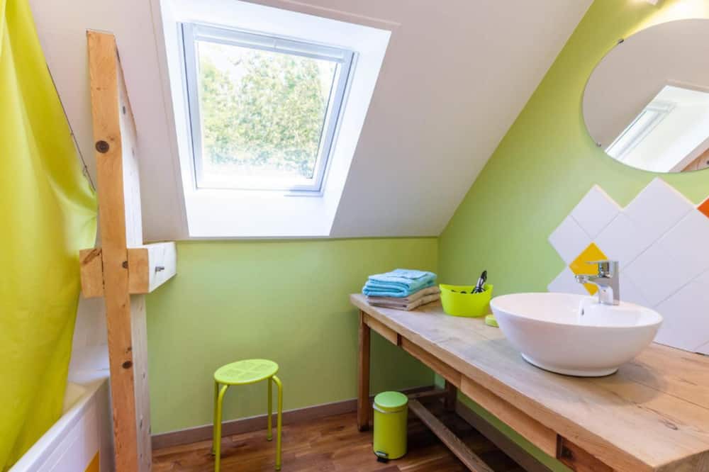 Photo of Bathroom in Donnay