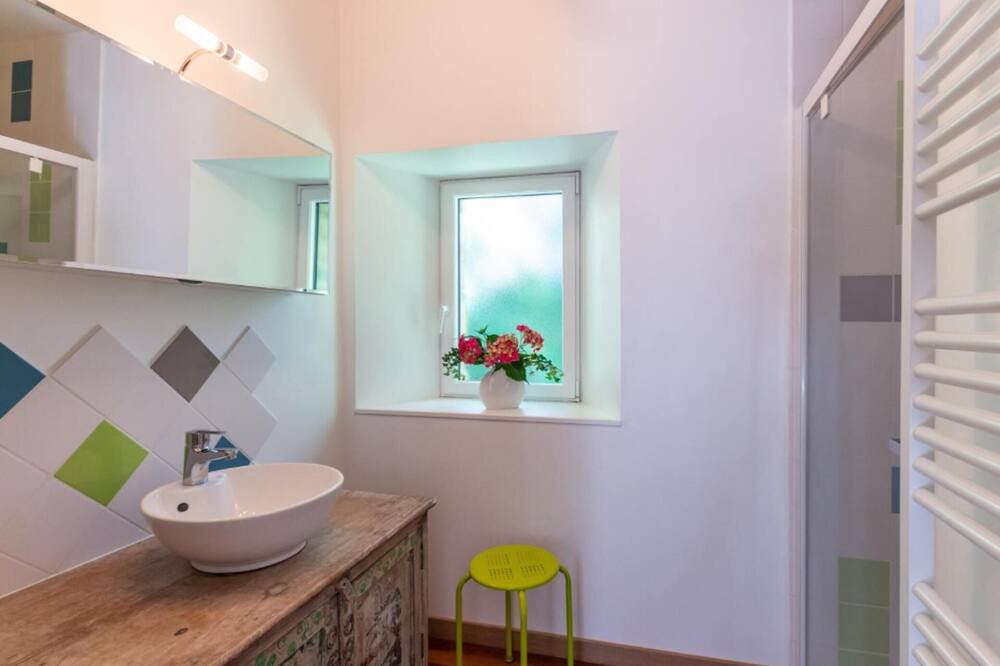 Photo of Bathroom in Donnay
