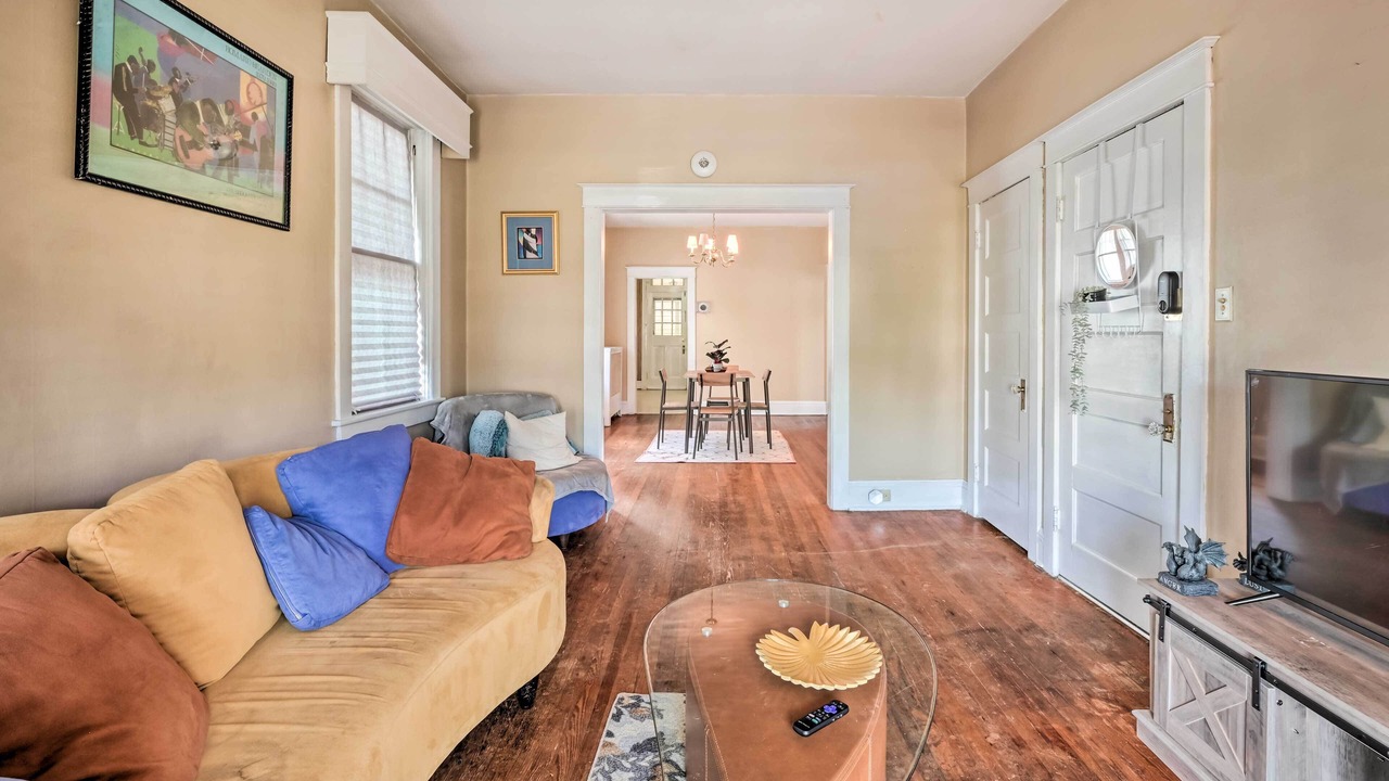 Photo of Livingroom in Hagerstown
