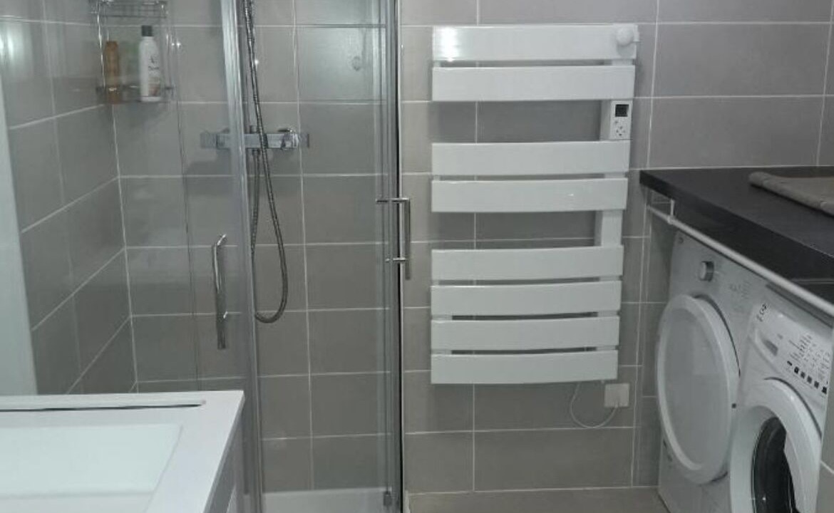Photo of Bathroom in Meneslies