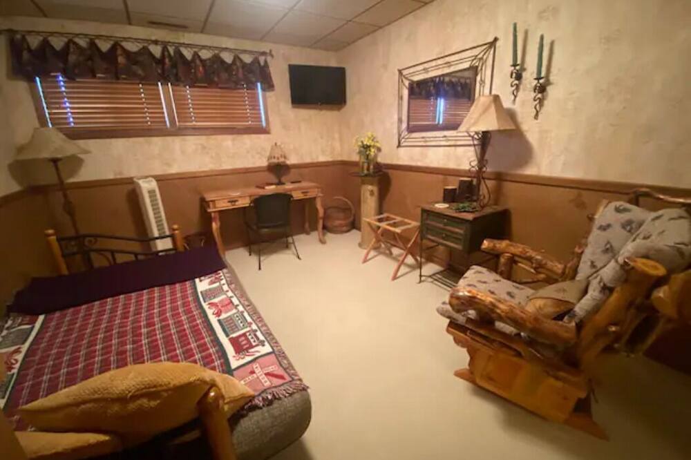 Photo of Livingroom in Elwood