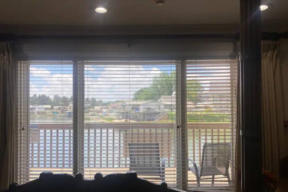Photo of Bedroom in Elwood
