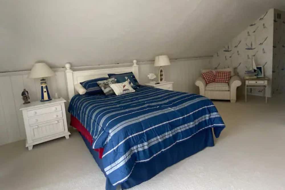 Photo of Bedroom in Elwood