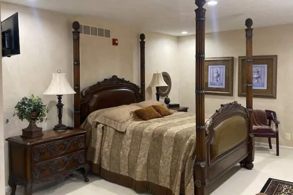Photo of Bedroom in Elwood