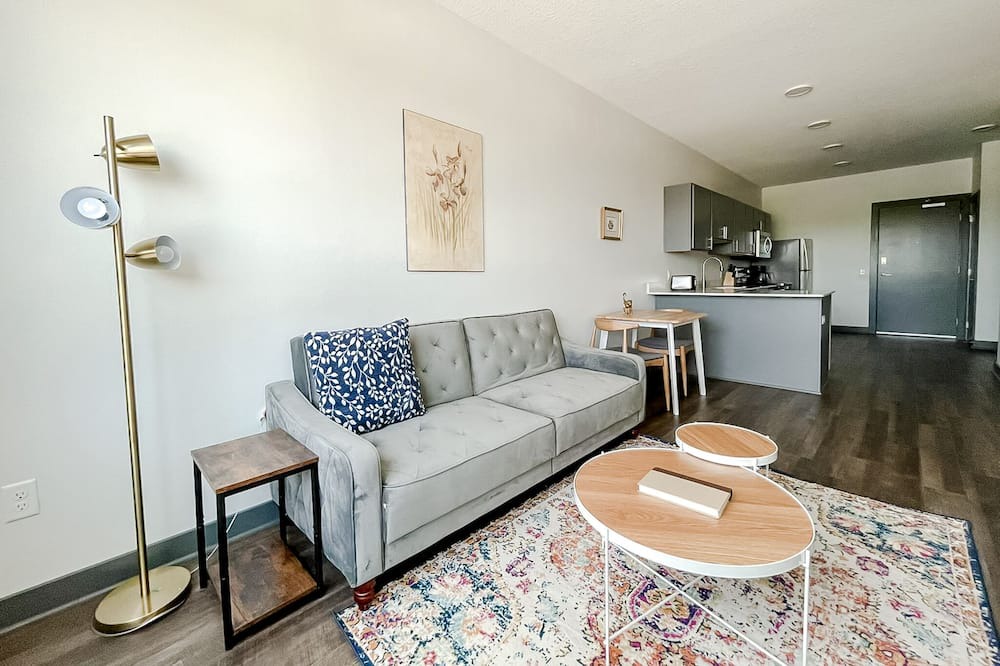 Photo of Livingroom in Booneville