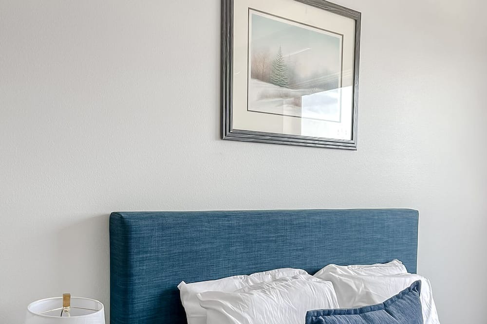 Photo of Bedroom in Booneville