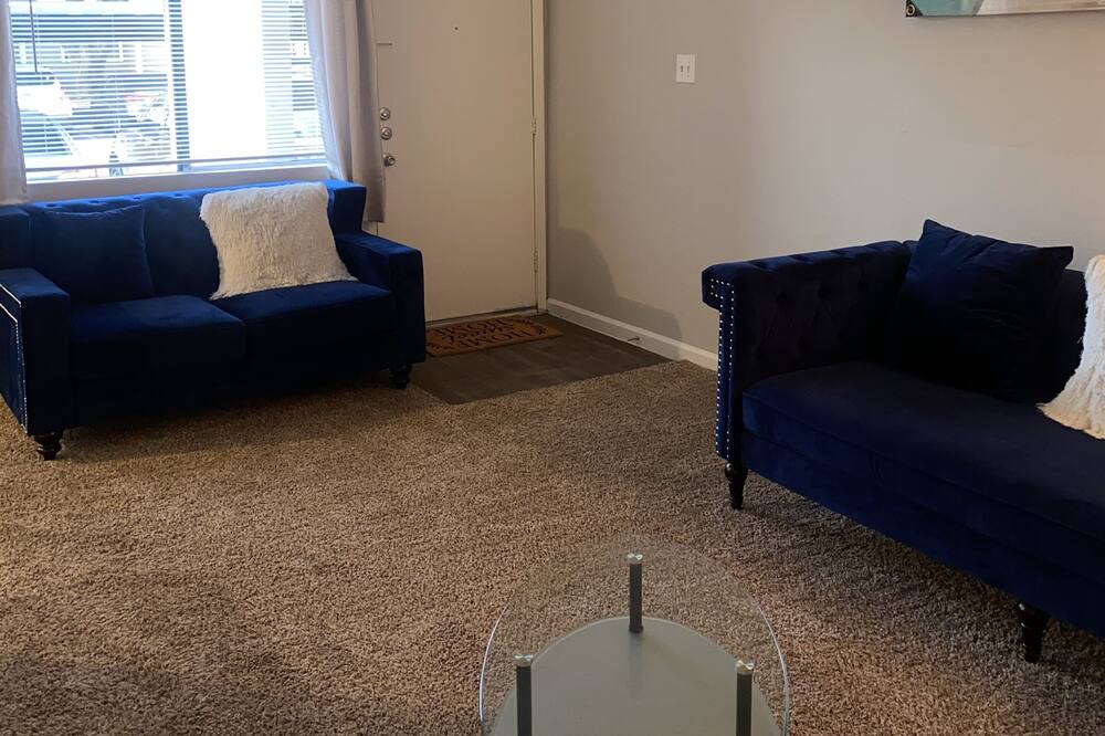 Photo of Livingroom in Humble