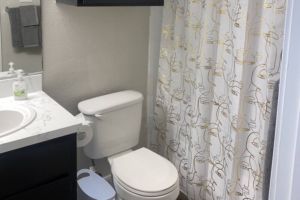 Photo of Bathroom in Humble