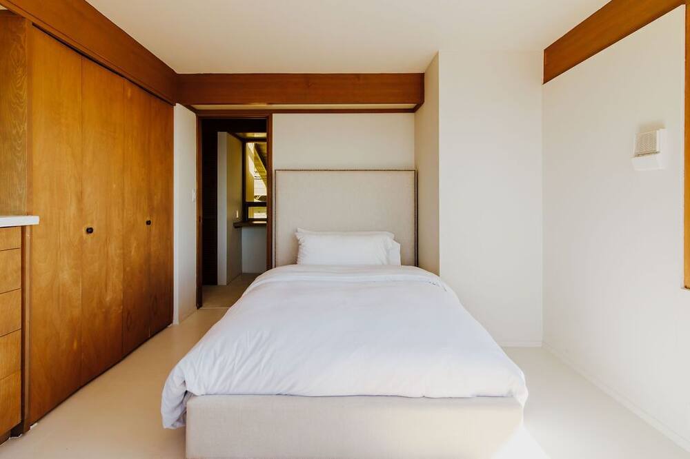 Photo of Bedroom in Arbor Heights