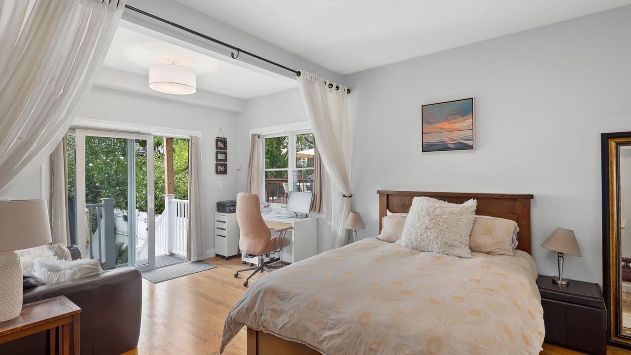 Photo of Others in Jeffries Point