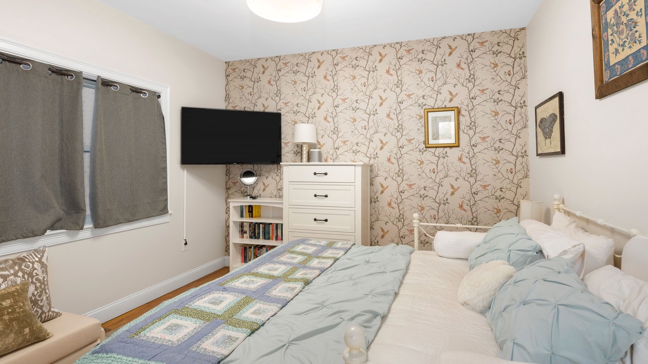 Photo of Others in Jeffries Point