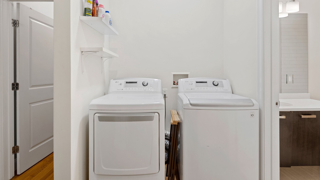 Photo of Others in Jeffries Point