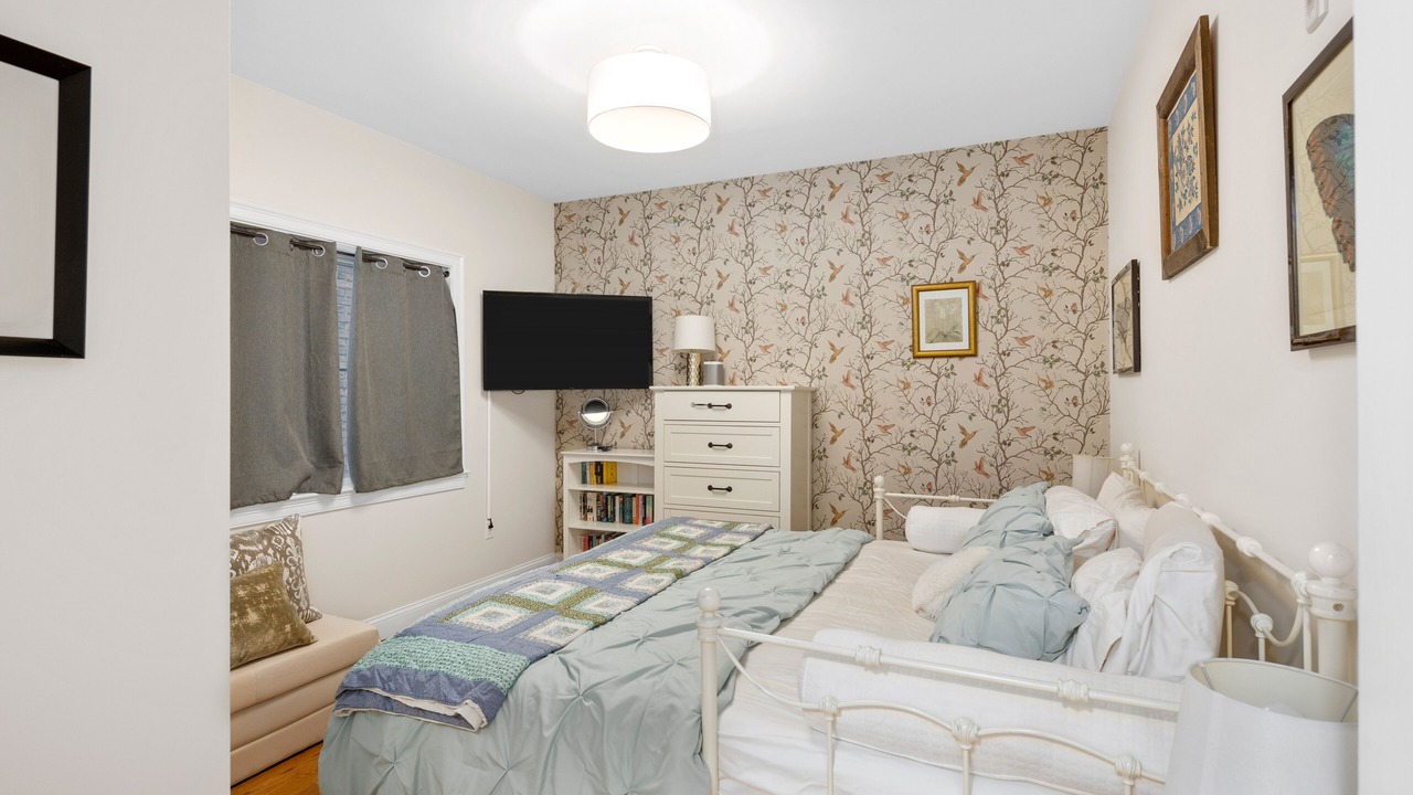 Photo of Others in Jeffries Point