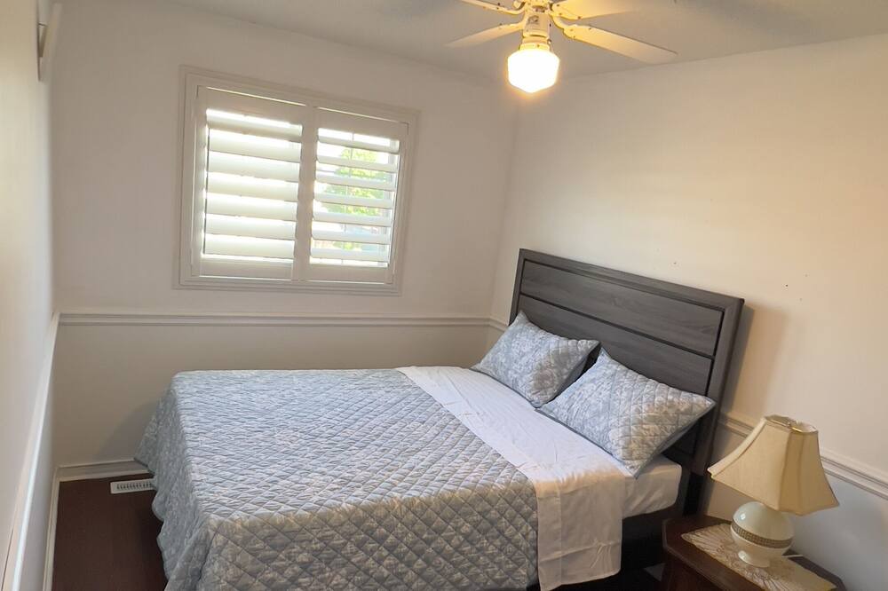 Photo of Bedroom in Hamilton