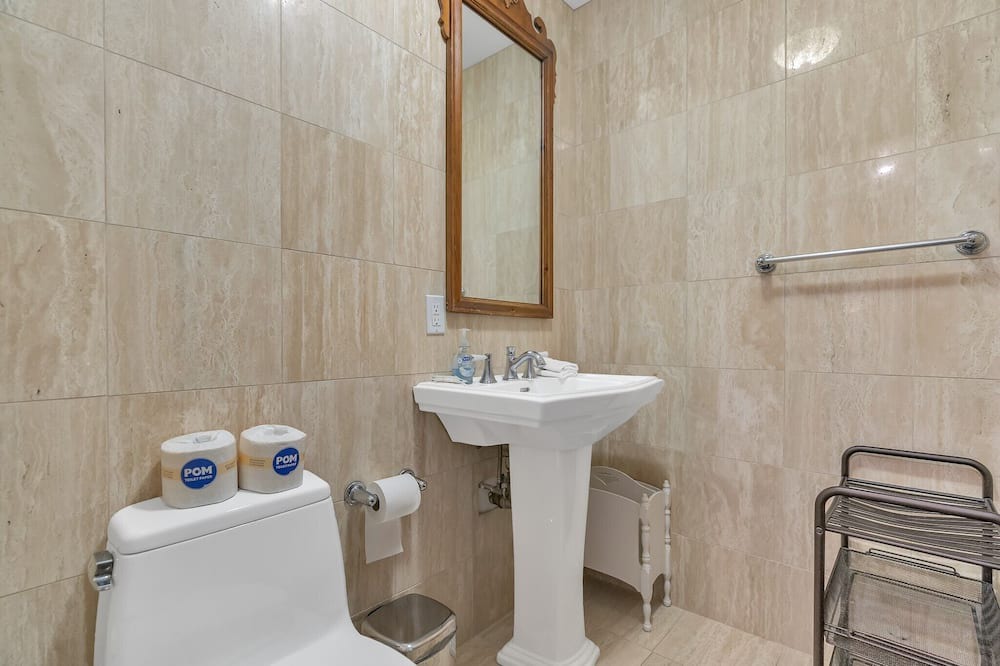 Photo of Bathroom in Ossining