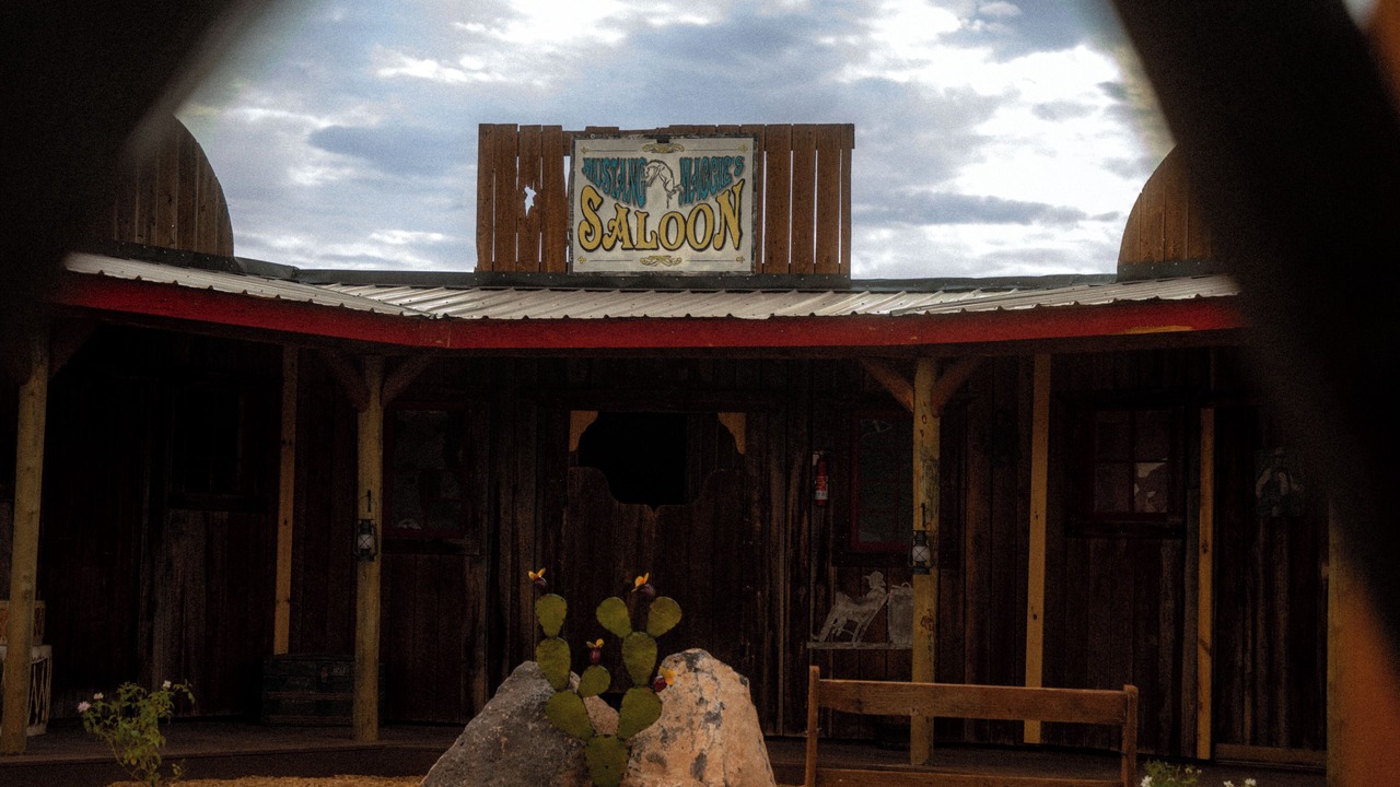 Photo of Livingroom in Colorado City