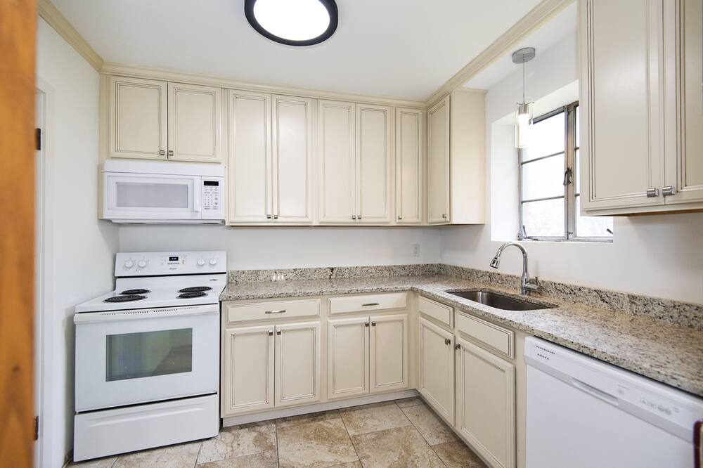 Photo of Kitchen in St. Louis Hills