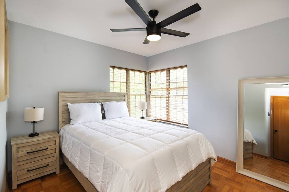 Photo of Bedroom in St. Louis Hills