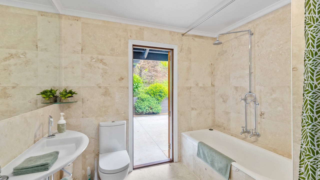 Photo of Others in Witta