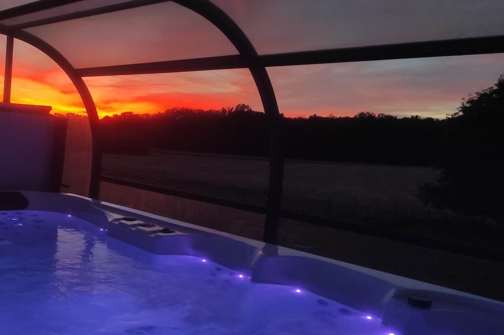 Photo of Outdoor in Villemarechal