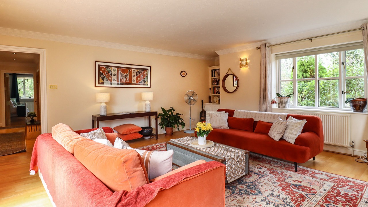 Photo of Livingroom in Charlton-on-Otmoor