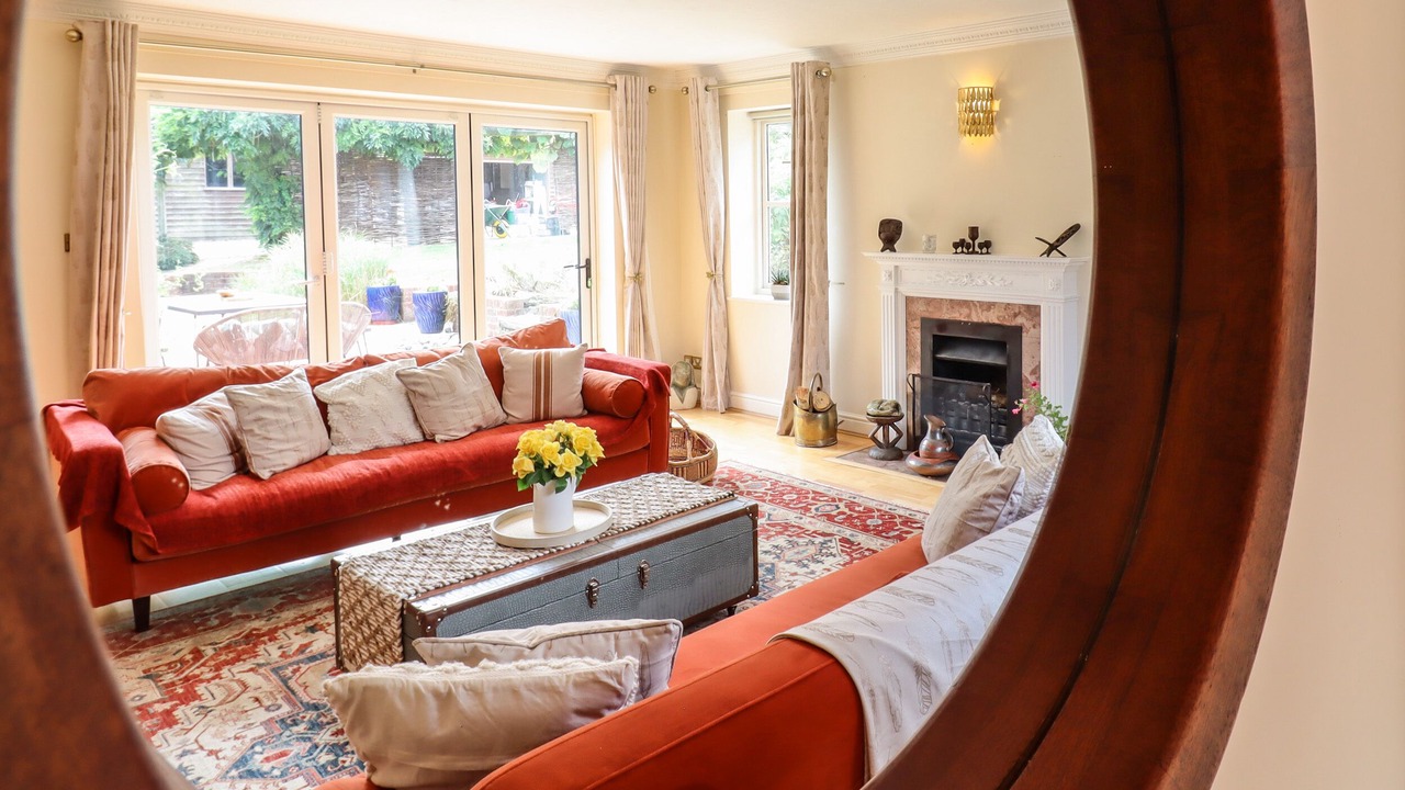 Photo of Livingroom in Charlton-on-Otmoor