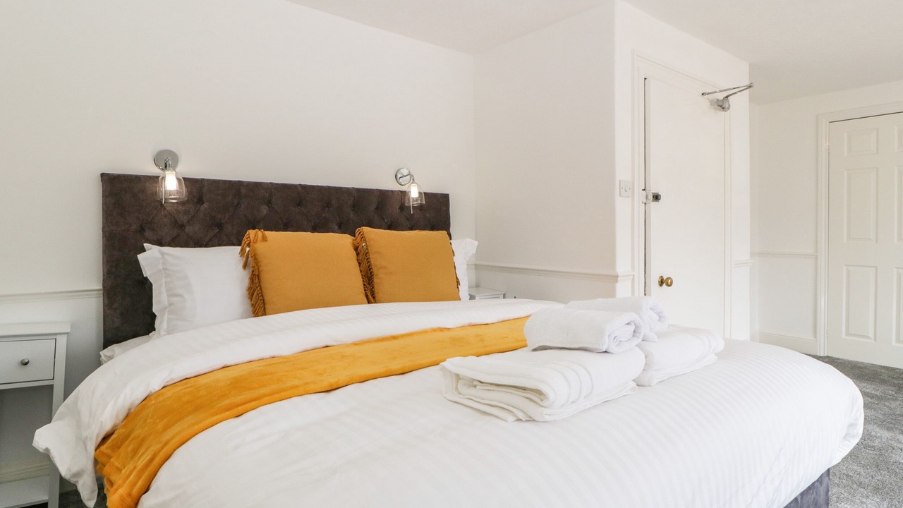 Photo of Others in Alcombe